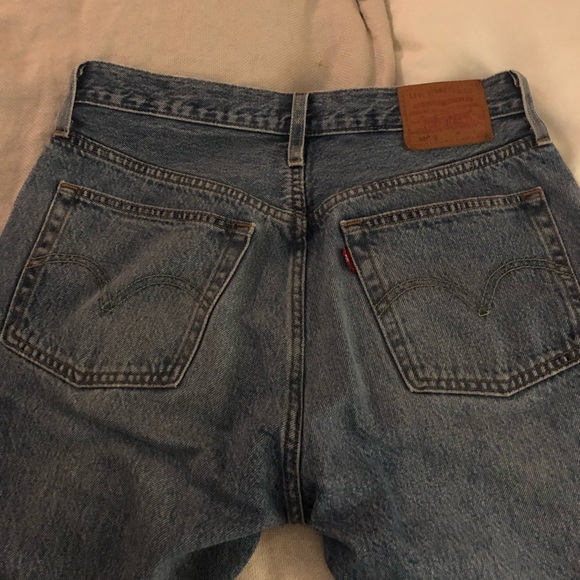 Levi Vintage Jeans size 27 - Picture 3 of 3